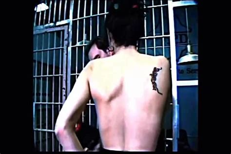 Tranny Sex im Gefängnis xHamster