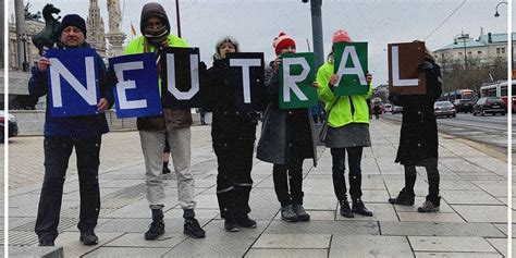 Protest gegen Selenskyj Rede Den Krieg führen sie gegen uns Video