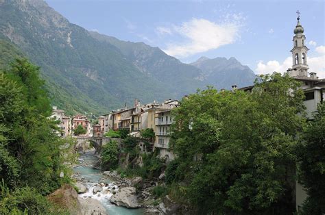 Chiavenna - Wikipedia