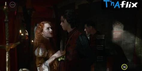 Kata Gaspar Breasts Bikini Scene In Tunderkert Tnaflix