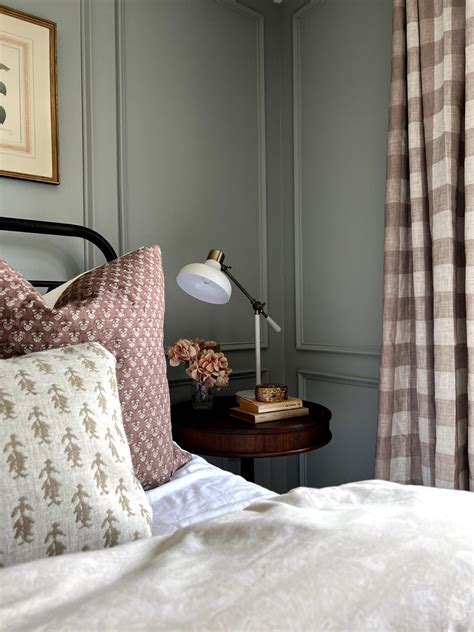 Light Green Paint Colors