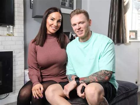 The Pornhub And OnlyFans Parents Who Make 35 000 A Month Sharing Their Sex Life Online