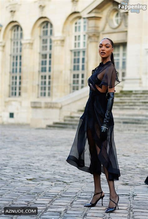 Jourdan Dunn Sexy Flaunts Her Hot Tits At The Victoria Beckham Fashion Show In Paris Aznude
