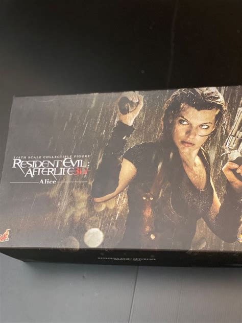Hot Toys Mms Alice Resident Evil Afterlife Hobbies Toys Toys