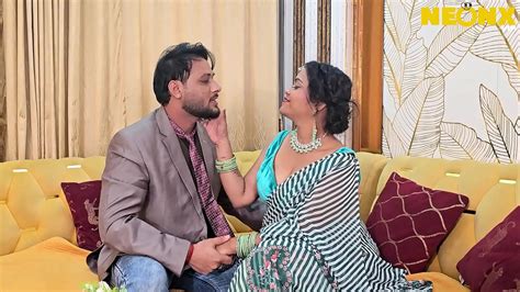 Sexyi Bhabhi Was Fucked By Her Husband So He Started Fucking Bhabhi With Her Fingers Wet Pussy