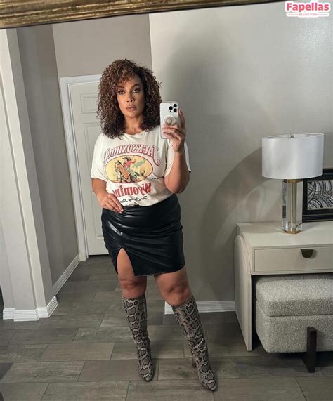 Nia Jax Aka Niajaxwwe Nude Leaks Fapellas