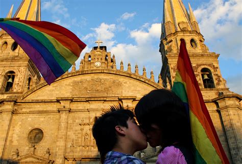 Mexico Effectively Legalises Same Sex Marriage The Independent The Independent