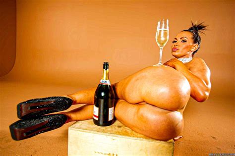 Nikki Benz Break The Internet Porn Pic