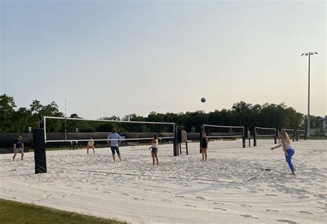 Foley Opens New Pickleball and Sand Volleyball Courts for Public Use