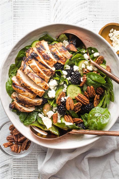 Spinach Blackberry Salad with Balsamic Chicken - Nourish and Fete