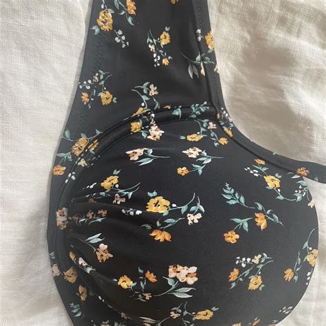 Shade Shore Women S Navy Bikini And Tankini Tops Depop