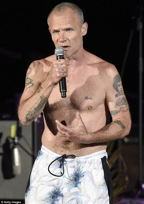 Red Hot Chili Peppers Flea Talks Guilt Over Album Delay After Snowboarding Injury Daily Mail