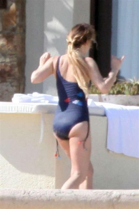 Drew Barrymore Bikini Ass Nude Onlyfans Leaked Photo Xpicsly