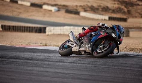 Bmw Goes Wild With Four Refreshed Superbikes And Hyper Naked Motorcycles Autoevolution