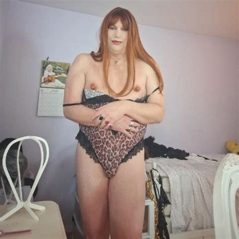 Granny Vicki Is Plump And Curvy In New White Girdle Shemale Amateur Porn Feat Victoria