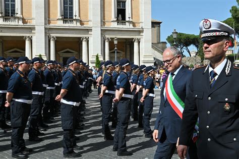 Presentati A Roma I Nuovi Agenti Di Polizia Locale Confinelive