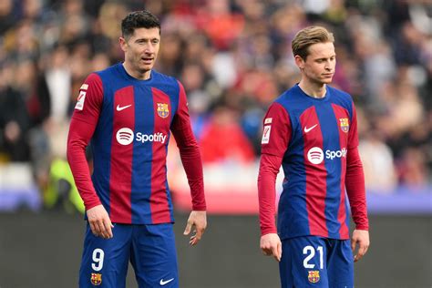 De Jong Transfer Man Utd Bid For Barca Star Says Romano