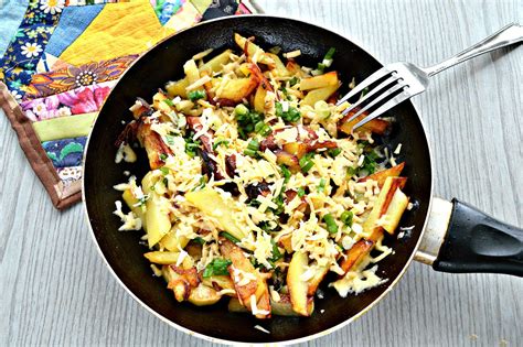 Жареный картофель с сыром - рецепт приготовления