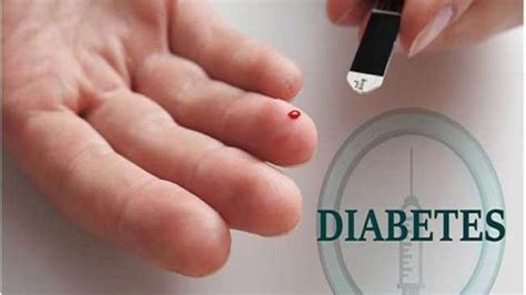 Diabetes त्वचा पर भी पड़ता है डायबिटीज का असर इन लक्षणों को हरगिज ना