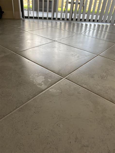 High-Gloss Tile Sealer need help.. : r/homeowners