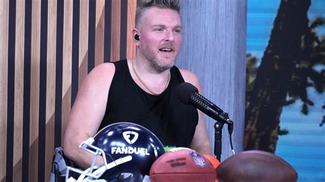 Pat McAfee files to dismiss Brett Favre's 'joke' defamation lawsuit