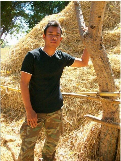 TheHotnessPad Naked Uncut Asian Guy