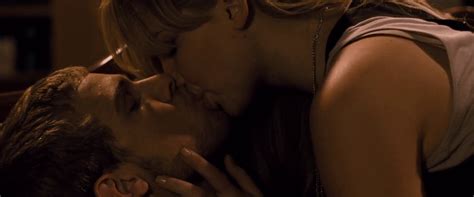 Naked Jennifer Lawrence In House At The End Of The Street