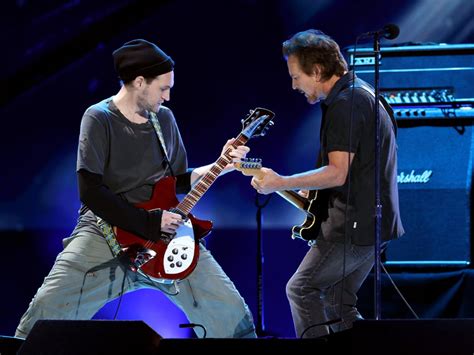 Former Red Hot Chili Peppers Guitarist Josh Klinghoffer Joins Pearl Jams Live Lineup