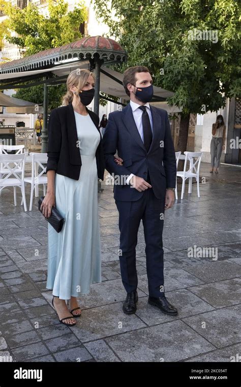 Pablo casado and his wife isabel torres hi-res stock photography and ...