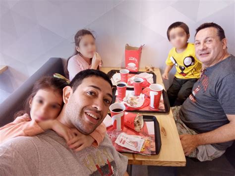 Fue la primera pareja gay en adoptar un bebé en la Argentina y hoy ya tiene tres hijos Cerró