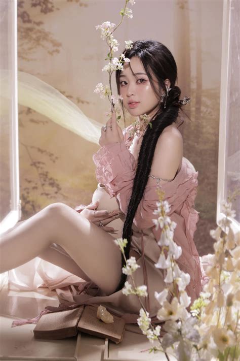 Ng M Body C A Hot Girl Th Phi C Ng Khai V I Tiktoker M I N I B O Tri Th C V Cu C S Ng Tin