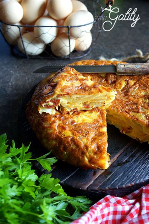 Tortilla De Patatas Con Chorizo Czyli Hiszpa Ski Omlet Z Ziemniak W Z