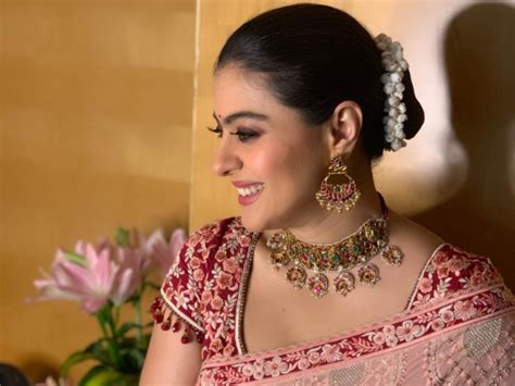 Kajol Best Makeup Looks - Boldsky.com