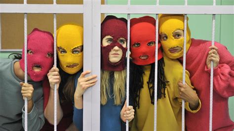 Pussy Riot Wm Ist Sch Ne Fassade Russland Ist Ein Mafia Staat Welt