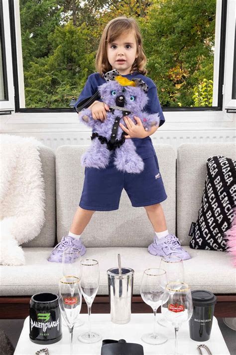 Balenciaga pulls controversial bear ads amid child abuse fears | New