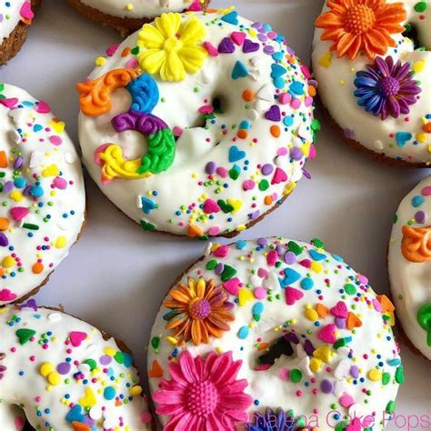 Birthday Donuts How To Decorate Donuts Donuts Decorating In 2024