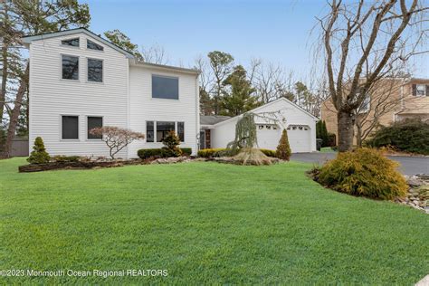 15 Timberline Dr, Howell Township, NJ 07731 - MLS 22305519 - Coldwell