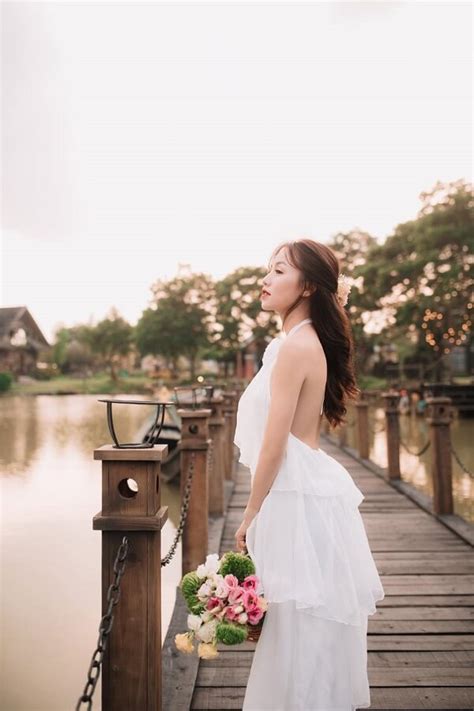 Top Hình ảnh Thị Nhung mặc bikini xinh đẹp rạng ngời