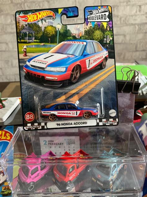 Amazon Hot Wheels Hkf