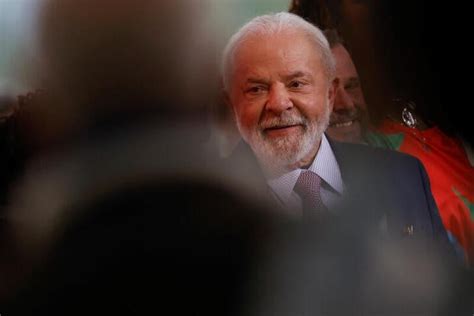 Lula Da Silva Postergó 24 Horas Su Viaje Oficial A China Por Una Neumonía