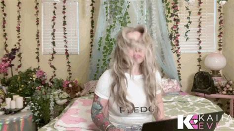 Embarrassed Naked Female Porn Tube Video Clips Clips4sale