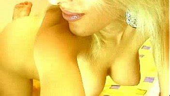 Blonde Chick Play S On Webcam SexAtCams XNXX
