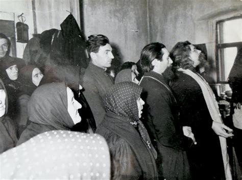 Отец Иоанн (Крестьянкин): фотолетопись служения Богу и людям ...