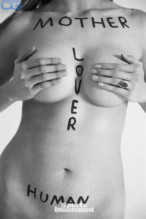 Robyn Lawley Nude Pictures Photos Playboy Naked Topless Fappening