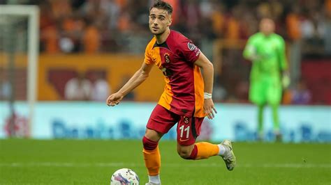 Son Dakika Galatasaray Da Yunus Akg N N S Zle Mesi Uzat Ld