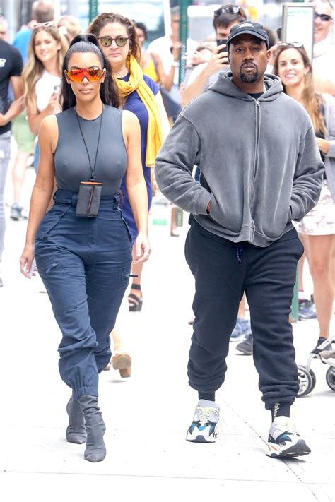 Kim Kardashian Braless Pokies Hot Celebs Home