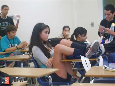 Crazy Women Outdoors ZB Porn