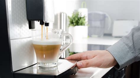 How does a bean-to-cup coffee machine work? | TechRadar