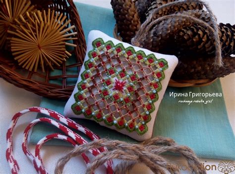 Подушечка-саше в технике хардангер