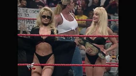 Sable Vs Debra Bikini Contest Wwf Women S Champion Videoclip Bg